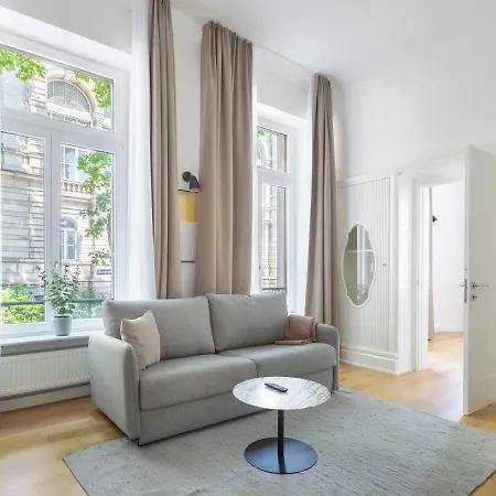 Limehome Baederstrasse Aparthotel 3*