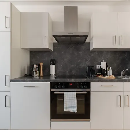 Limehome Baederstrasse Aparthotel 3*