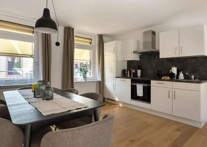 Limehome Baederstrasse Μπάντεν-Μπάντεν