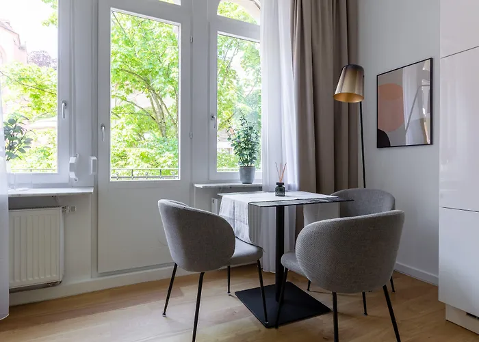 Limehome Baederstrasse Μπάντεν-Μπάντεν